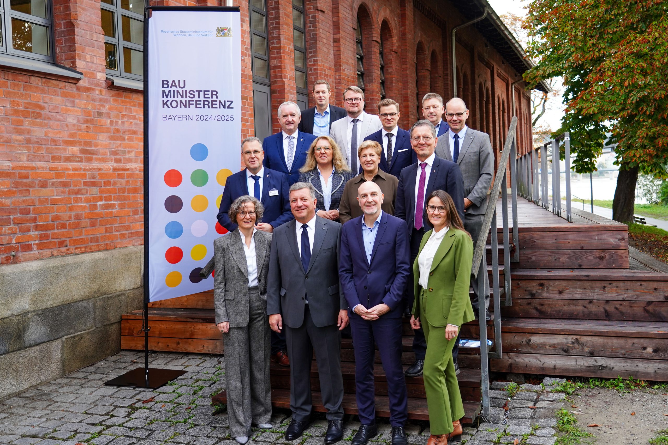 145. Bauministerkonferenz in Passau fordert Erleichterung für kostengünstiges Bauen und macht den Weg frei zur Vermeidung überhöhter Baustandards